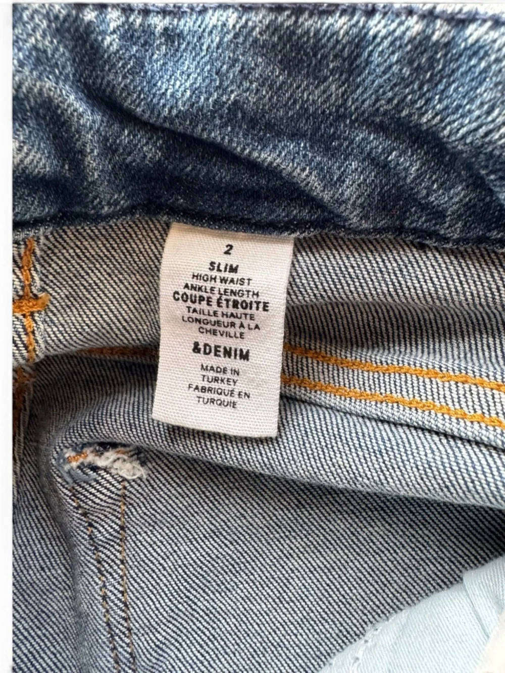 H&M Conscious Slim High Waist Ankle Jeans Medium Wash Size 2 NWT